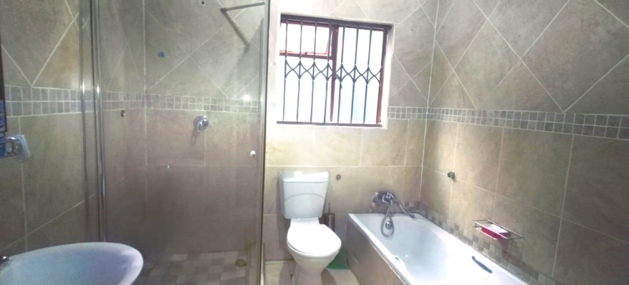 3 Bedroom Property for Sale in Lyttelton Manor Gauteng