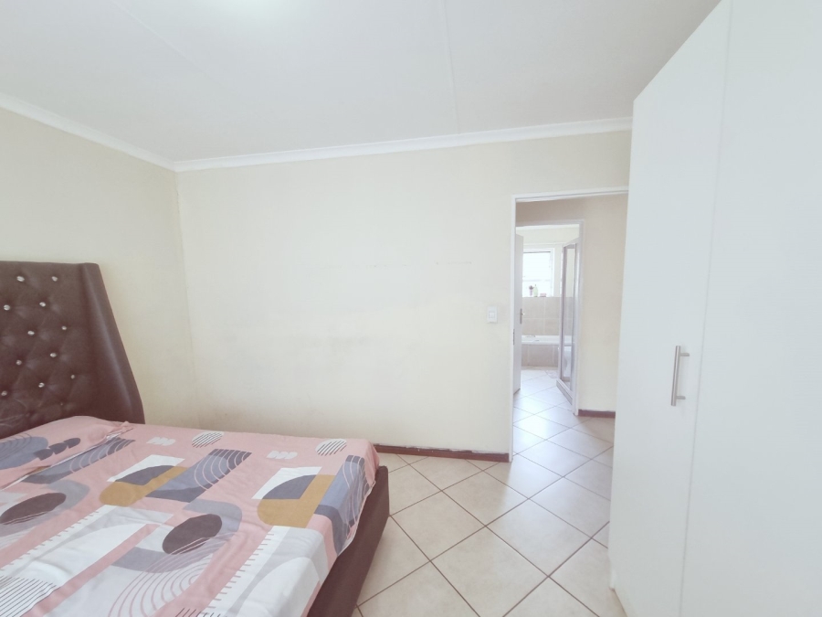 2 Bedroom Property for Sale in Rynfield A H Gauteng