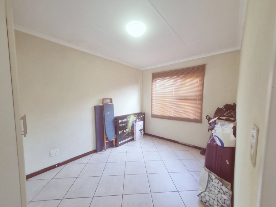 2 Bedroom Property for Sale in Rynfield A H Gauteng