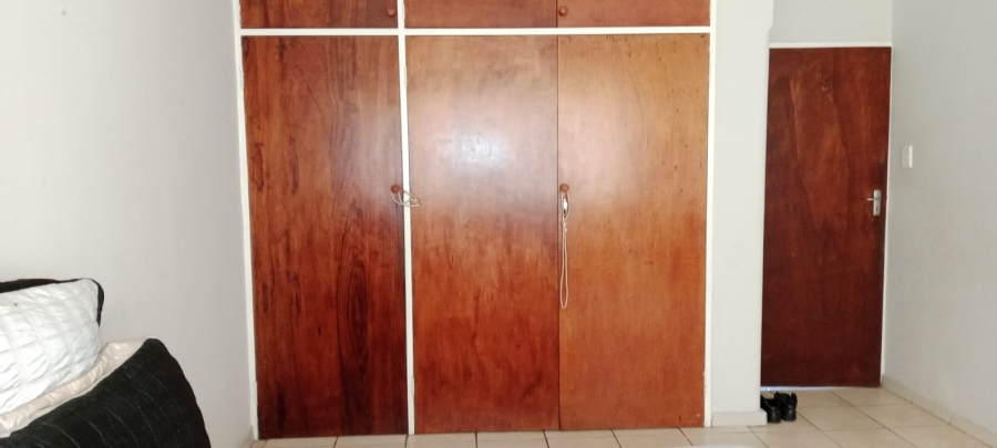 2 Bedroom Property for Sale in Vanderbijlpark CW 2 Gauteng