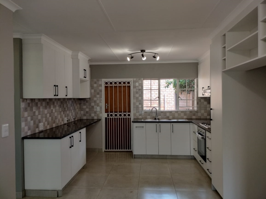 3 Bedroom Property for Sale in Doornpoort Gauteng