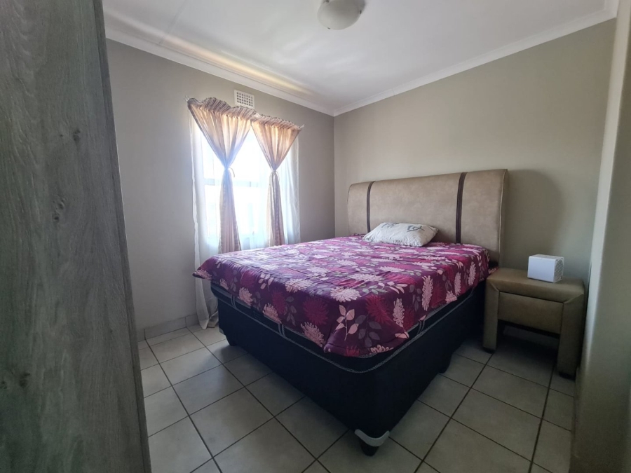 2 Bedroom Property for Sale in Heuweloord Gauteng