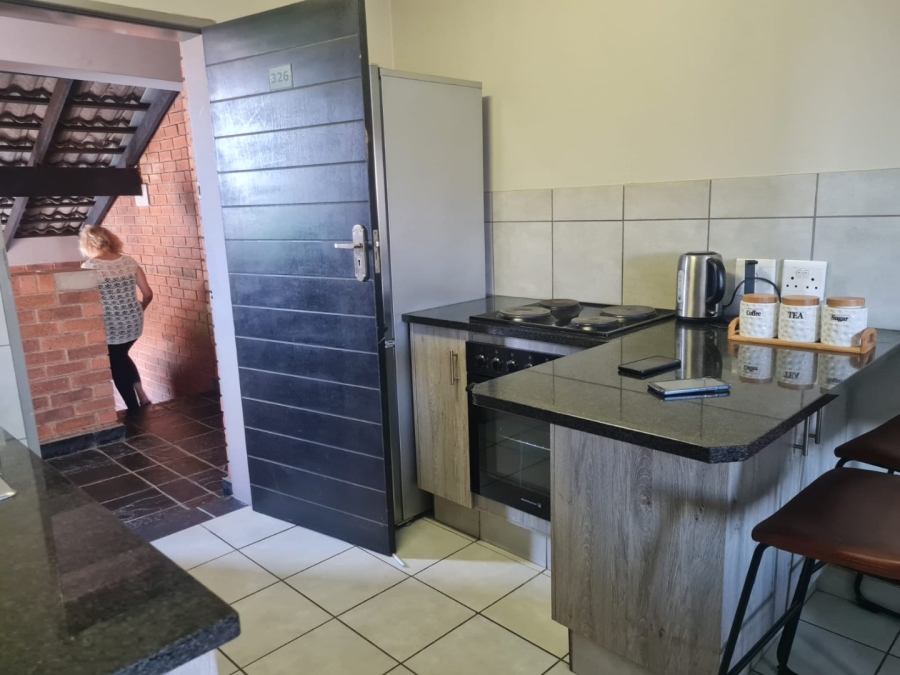 2 Bedroom Property for Sale in Heuweloord Gauteng