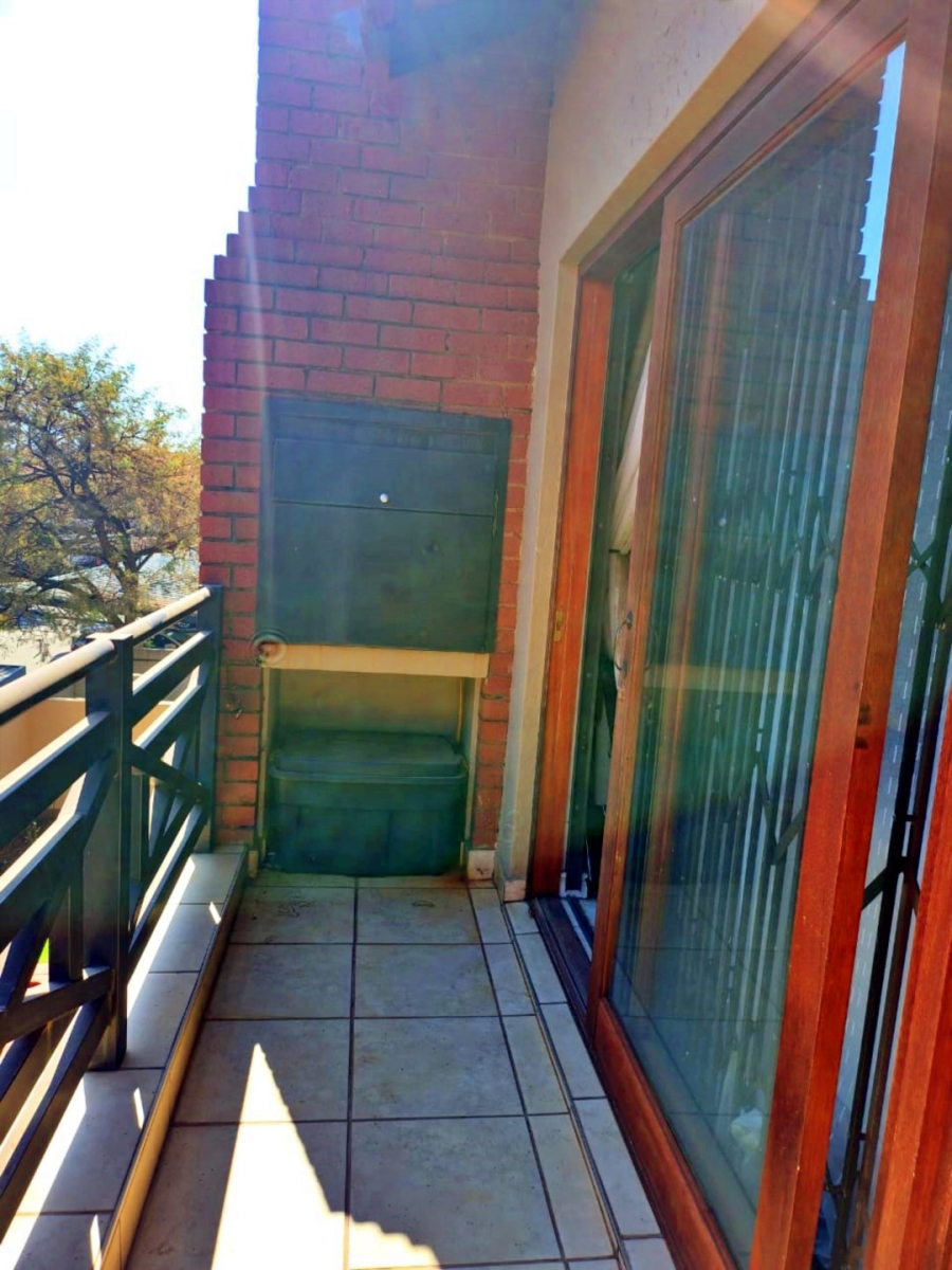 2 Bedroom Property for Sale in Pretorius Park Gauteng