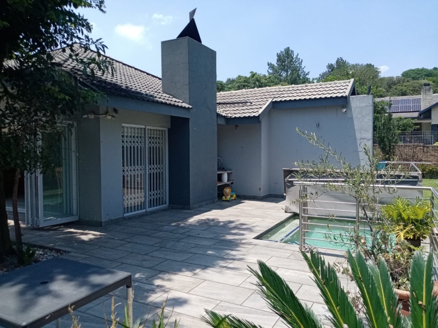 5 Bedroom Property for Sale in Meyerspark Gauteng