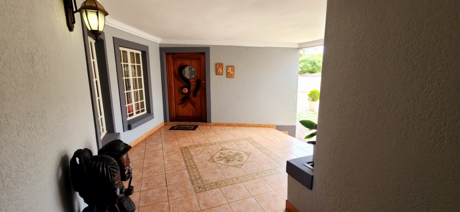 7 Bedroom Property for Sale in Murrayfield Gauteng