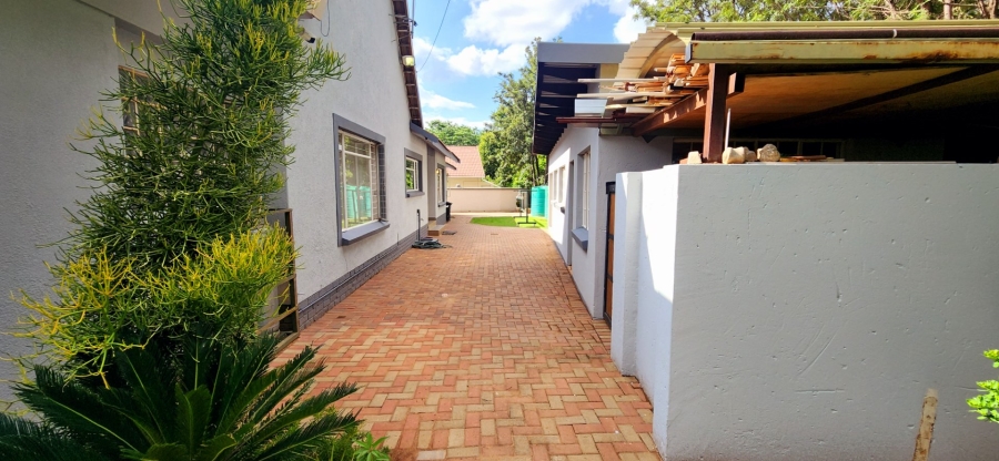 7 Bedroom Property for Sale in Murrayfield Gauteng