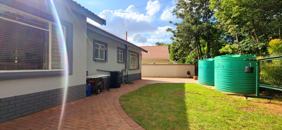 7 Bedroom Property for Sale in Murrayfield Gauteng