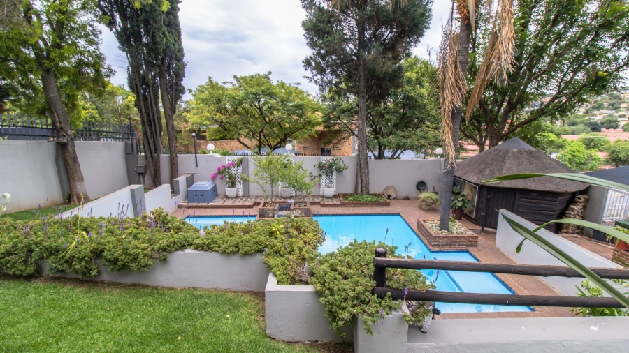 5 Bedroom Property for Sale in Winchester Hills Gauteng