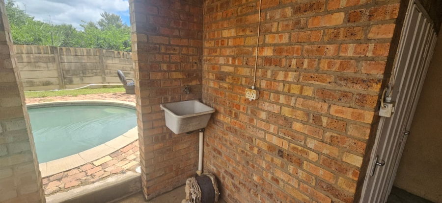 3 Bedroom Property for Sale in Pretoria North Gauteng