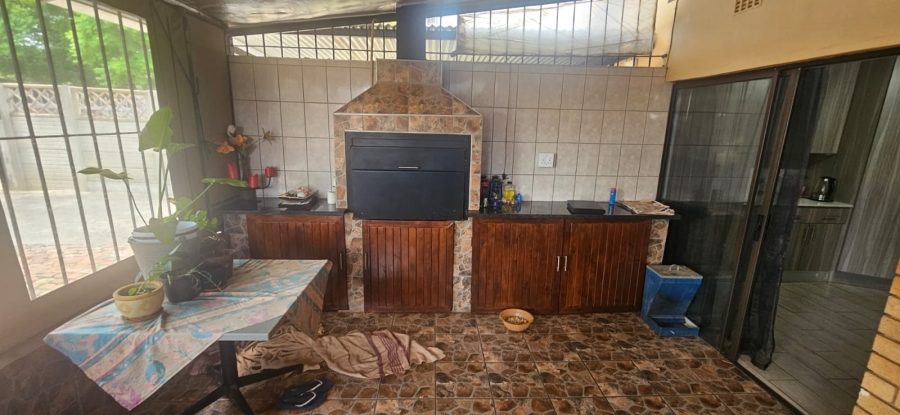 3 Bedroom Property for Sale in Pretoria North Gauteng