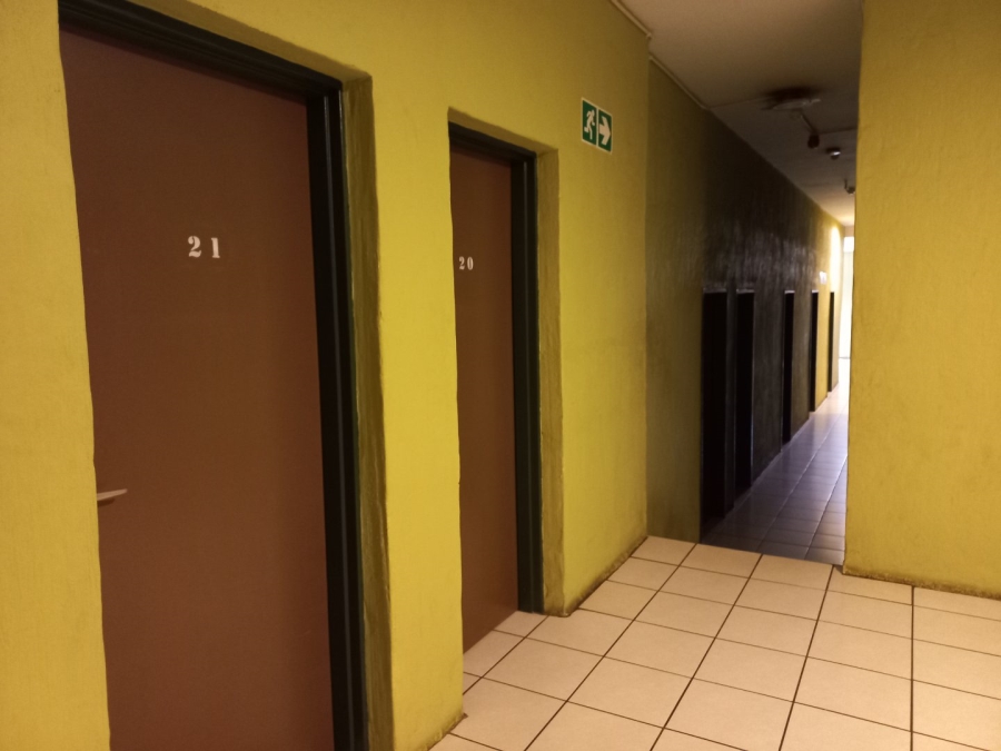 1 Bedroom Property for Sale in Doornfontein Gauteng