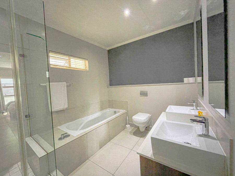 To Let 2 Bedroom Property for Rent in Sandown Gauteng