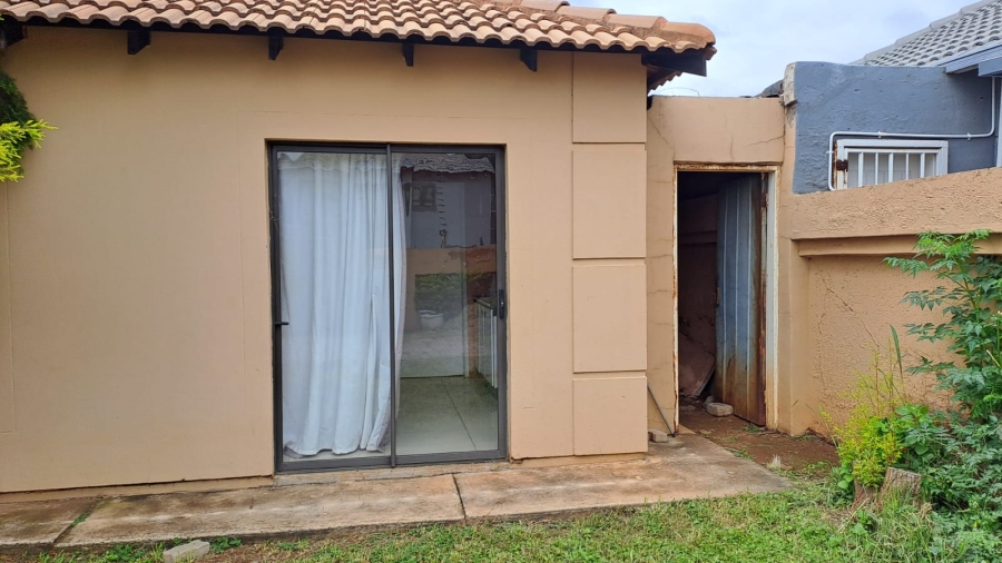 3 Bedroom Property for Sale in Nkwe Estate Gauteng