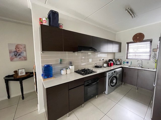 3 Bedroom Property for Sale in Greenstone Ridge Gauteng