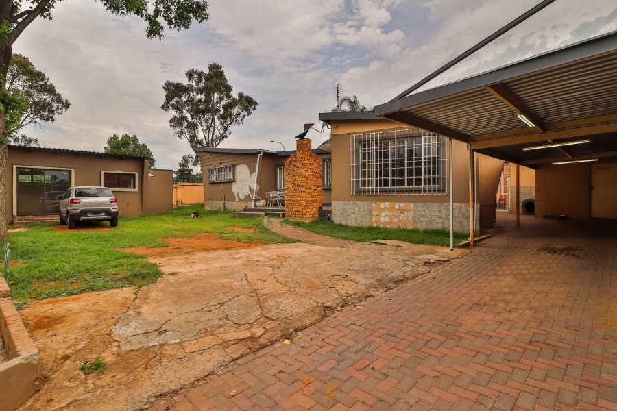 4 Bedroom Property for Sale in Rewlatch Gauteng