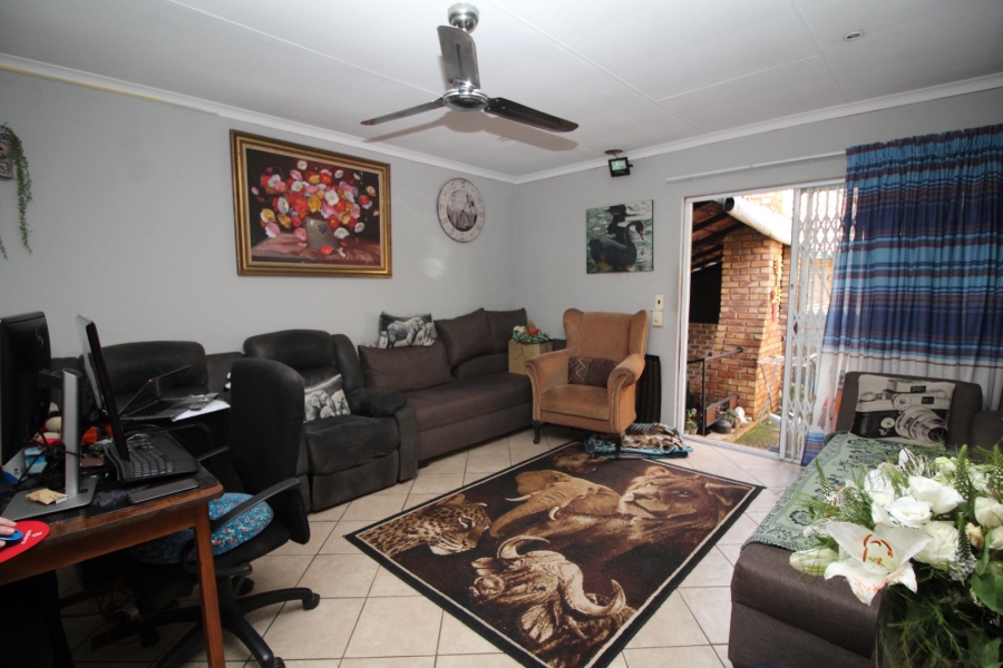 2 Bedroom Property for Sale in Clubview Gauteng