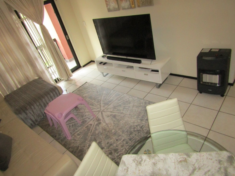 To Let 3 Bedroom Property for Rent in Oakdene Gauteng