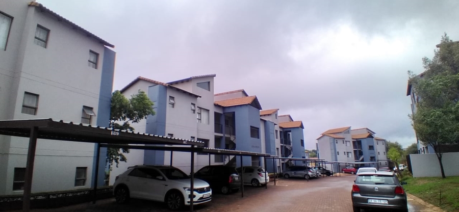 To Let 2 Bedroom Property for Rent in Honeydew Grove Gauteng