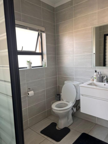 To Let 1 Bedroom Property for Rent in Crowthorne AH Gauteng