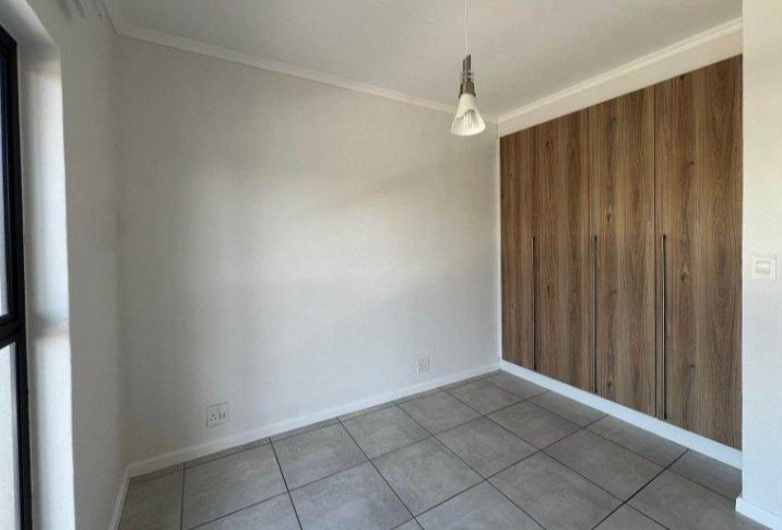 To Let 1 Bedroom Property for Rent in Crowthorne AH Gauteng