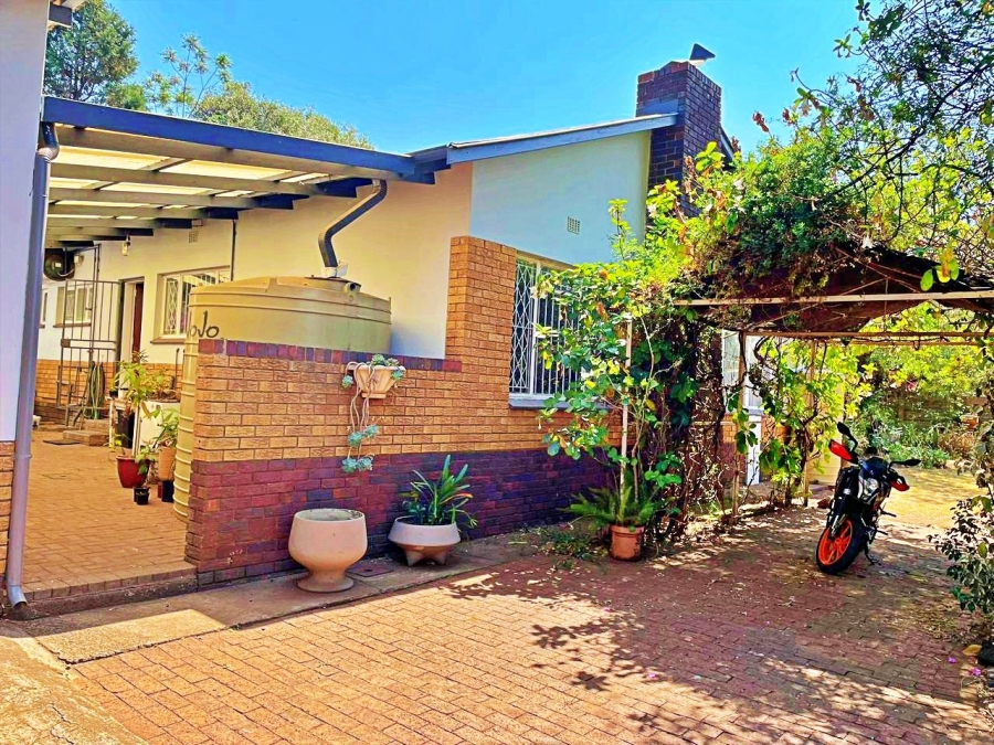 To Let 3 Bedroom Property for Rent in Valhalla Gauteng