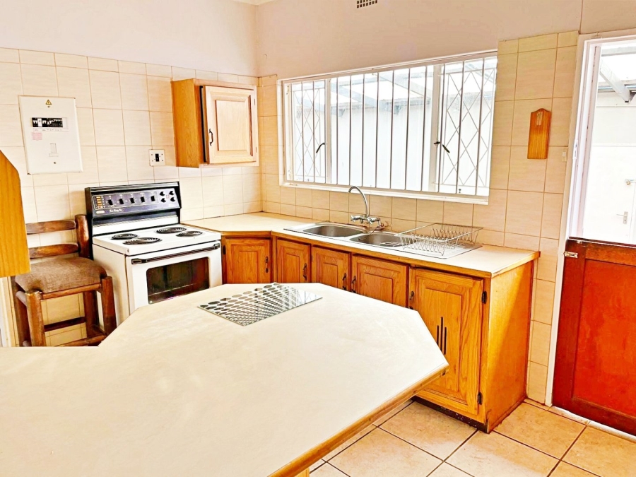 To Let 3 Bedroom Property for Rent in Valhalla Gauteng