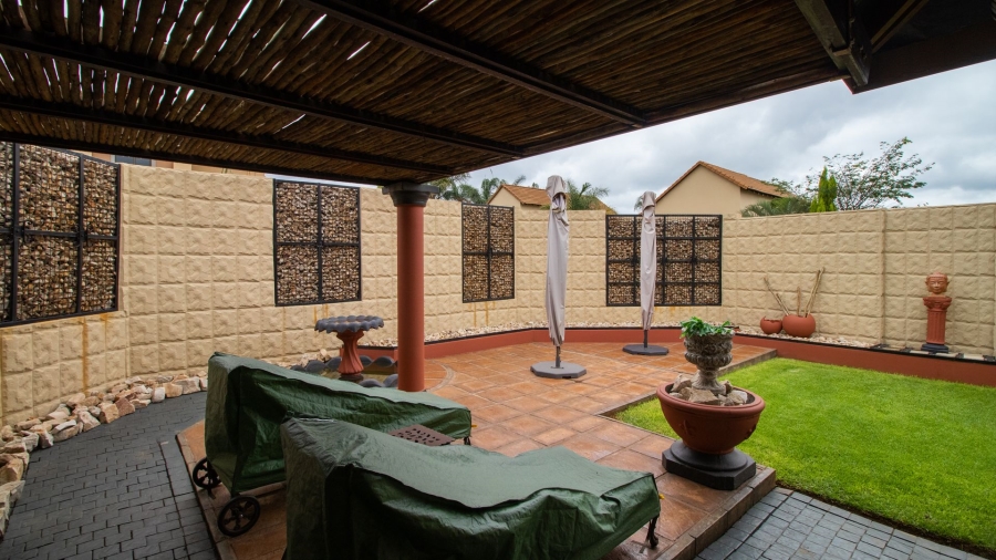 3 Bedroom Property for Sale in Glen Marais Gauteng