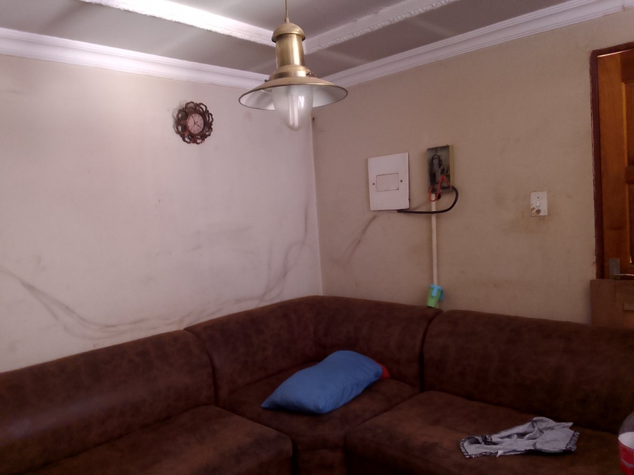 2 Bedroom Property for Sale in Mamelodi East Gauteng