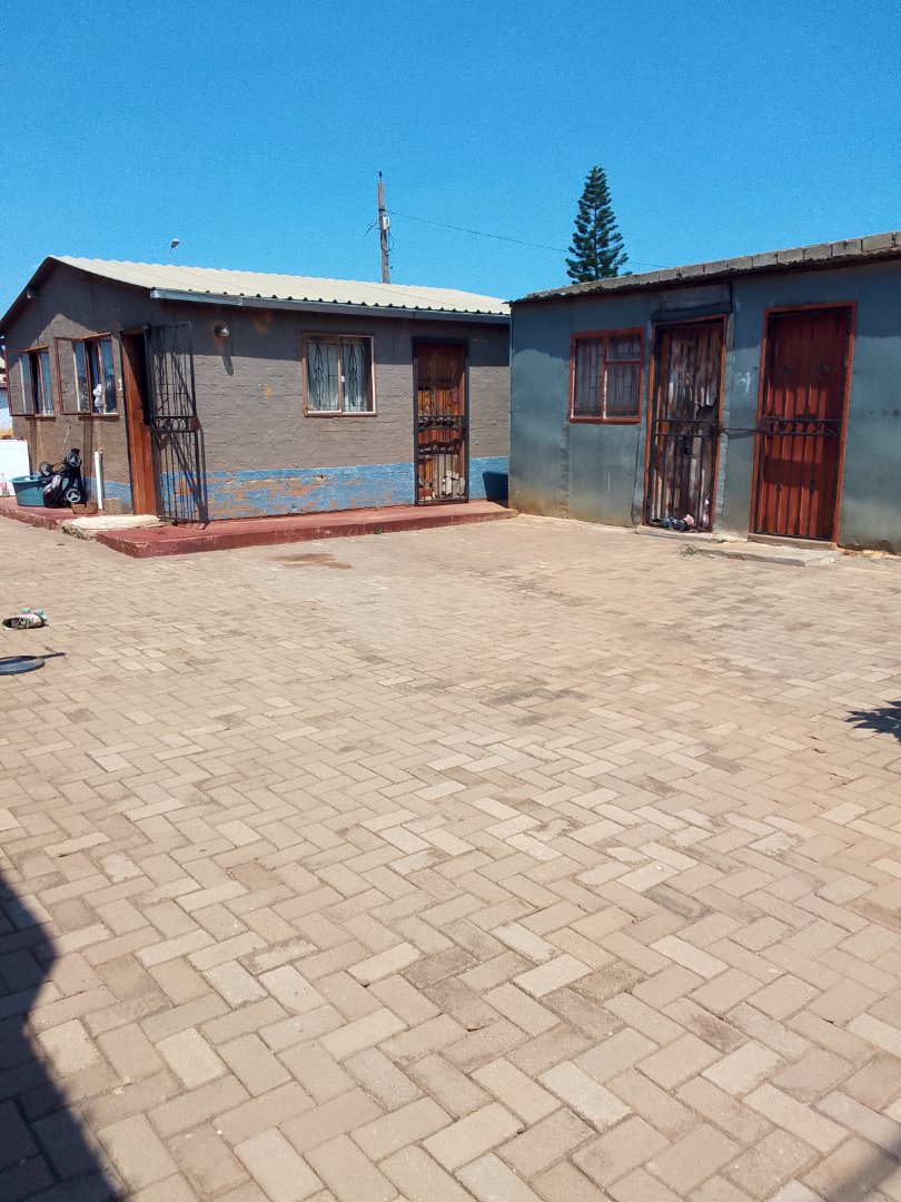 2 Bedroom Property for Sale in Mamelodi East Gauteng