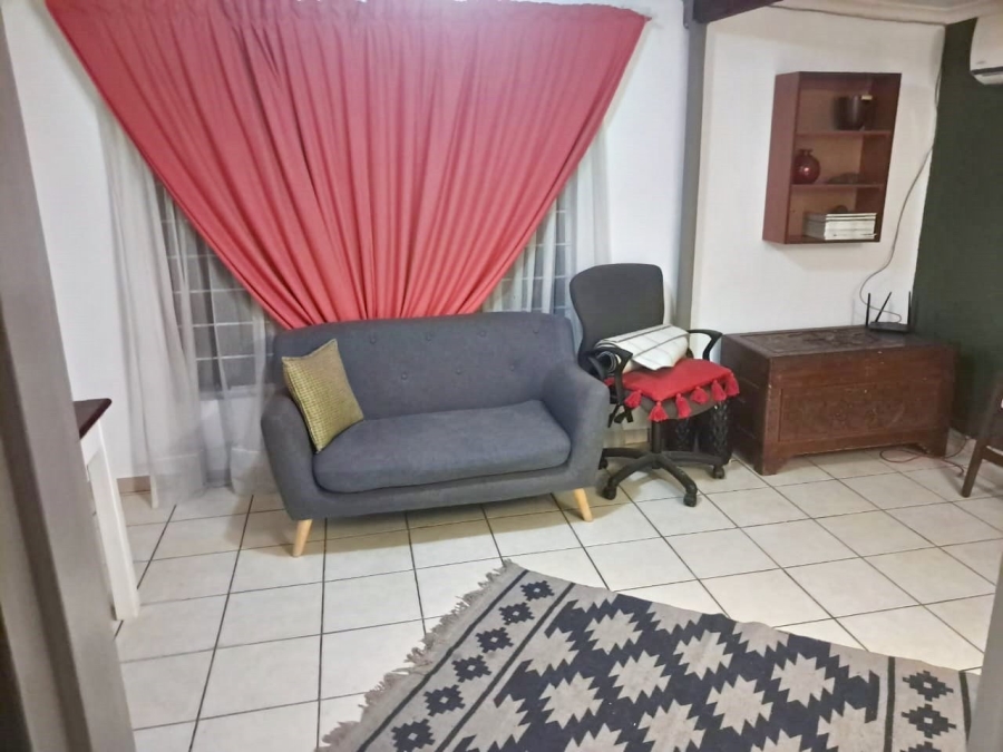 To Let 1 Bedroom Property for Rent in De Klerkshof Gauteng