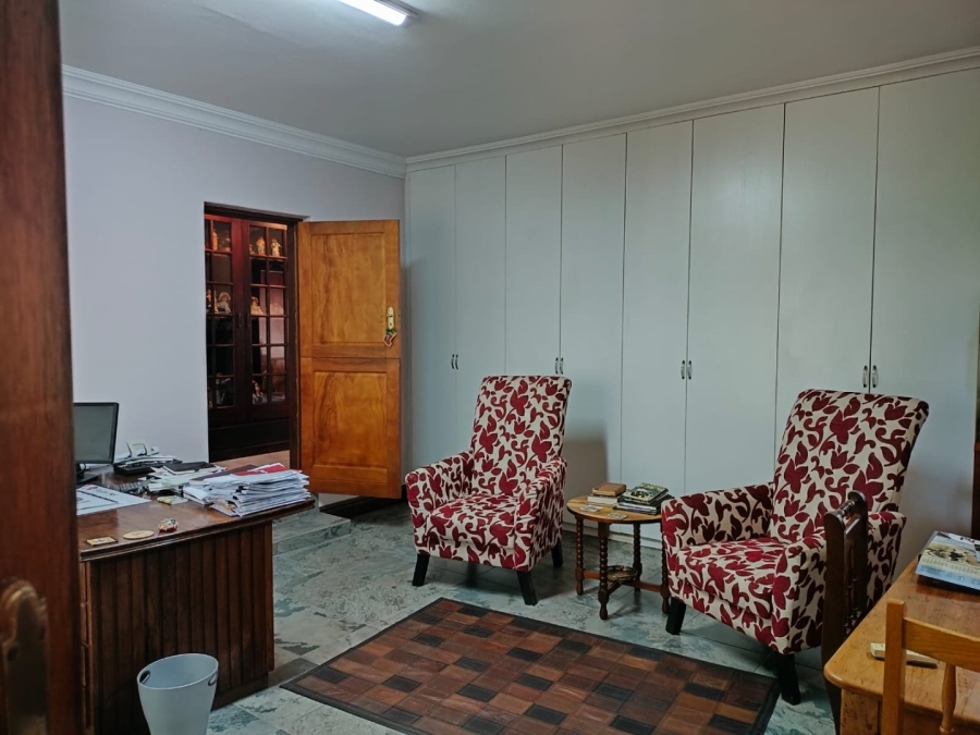 4 Bedroom Property for Sale in Sinoville Gauteng