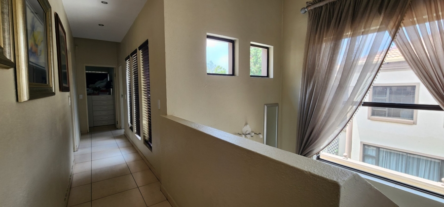 3 Bedroom Property for Sale in New Redruth Gauteng