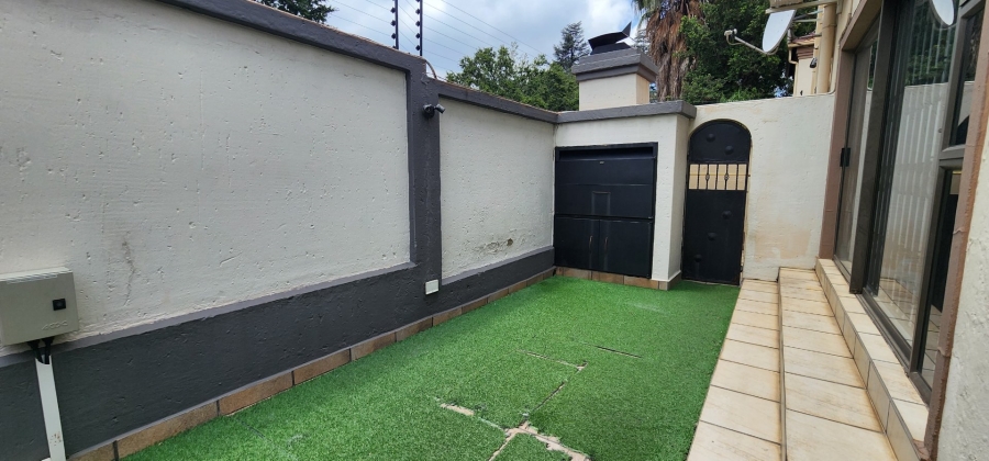 3 Bedroom Property for Sale in New Redruth Gauteng