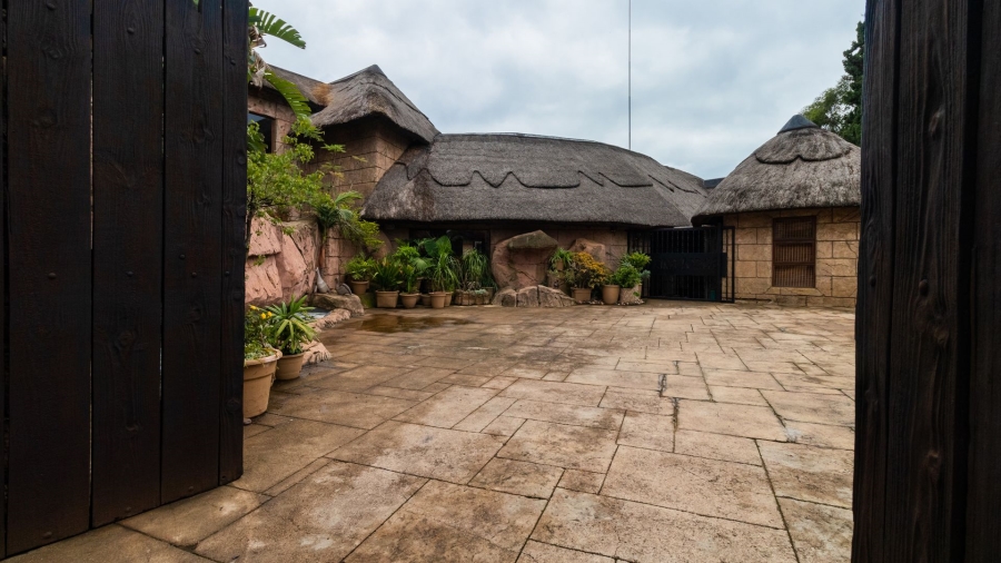 17 Bedroom Property for Sale in Aston Manor Gauteng