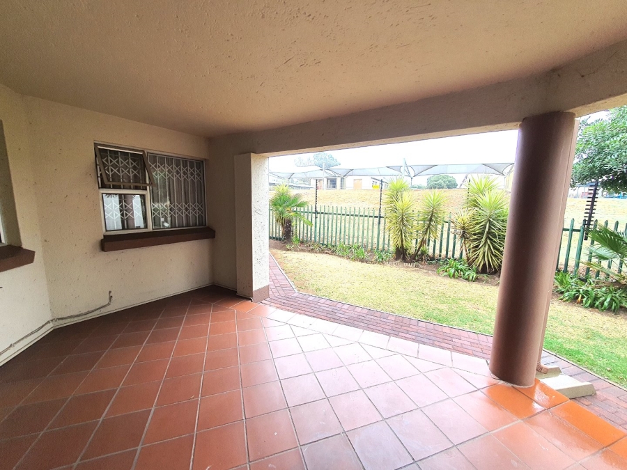  Bedroom Property for Sale in Bedfordview Gauteng