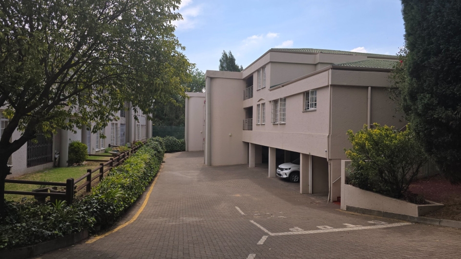 1 Bedroom Property for Sale in Bedfordview Gauteng