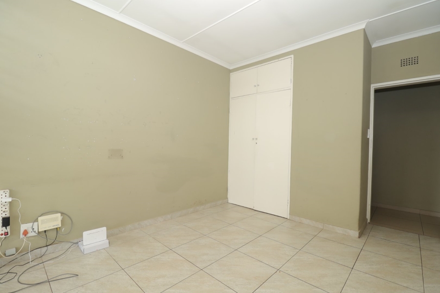 3 Bedroom Property for Sale in Helderkruin Gauteng