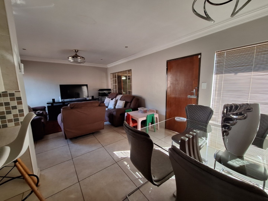 3 Bedroom Property for Sale in Hesteapark Gauteng