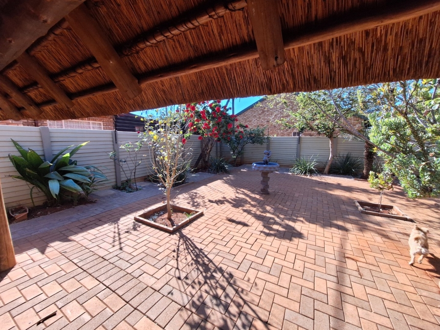 3 Bedroom Property for Sale in Hesteapark Gauteng