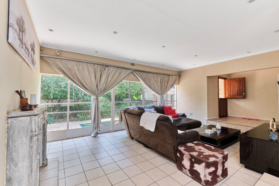 5 Bedroom Property for Sale in Blairgowrie Gauteng