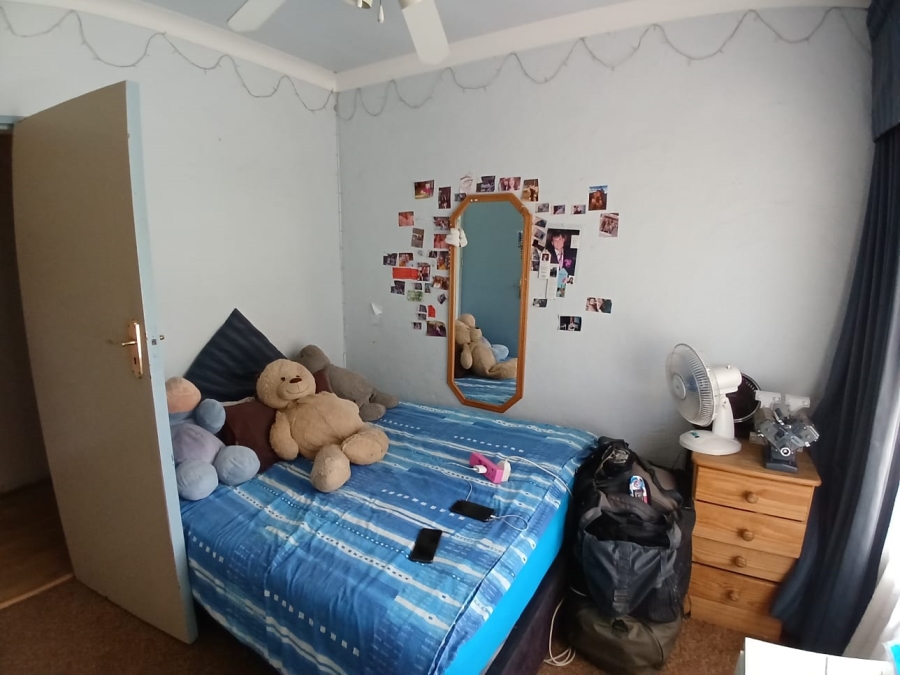 To Let 3 Bedroom Property for Rent in Morehill Gauteng