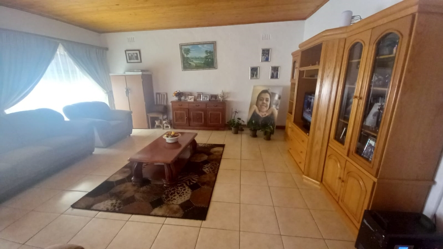 3 Bedroom Property for Sale in Wilro Park Gauteng