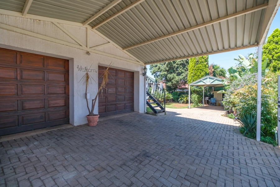 4 Bedroom Property for Sale in Dan Pienaarville Gauteng