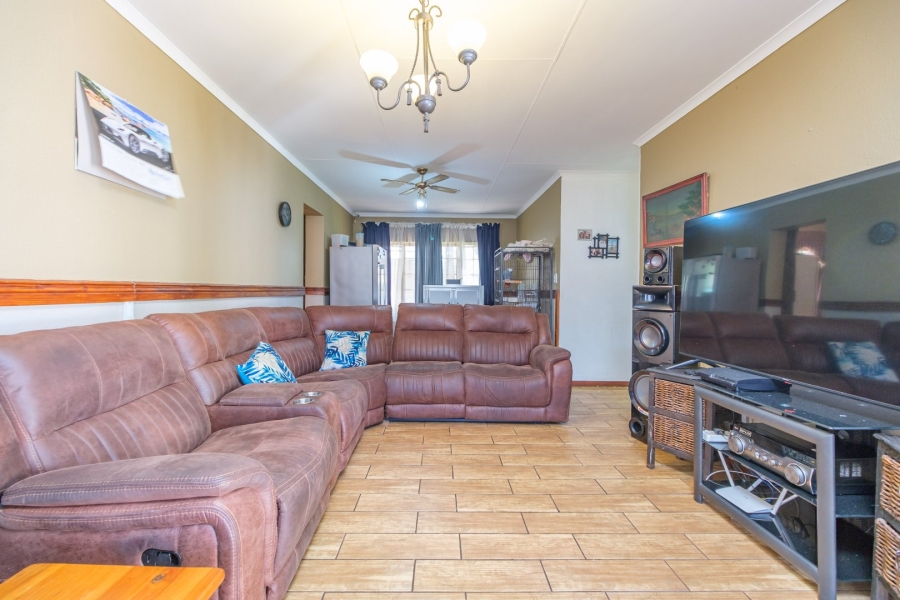 4 Bedroom Property for Sale in Dan Pienaarville Gauteng