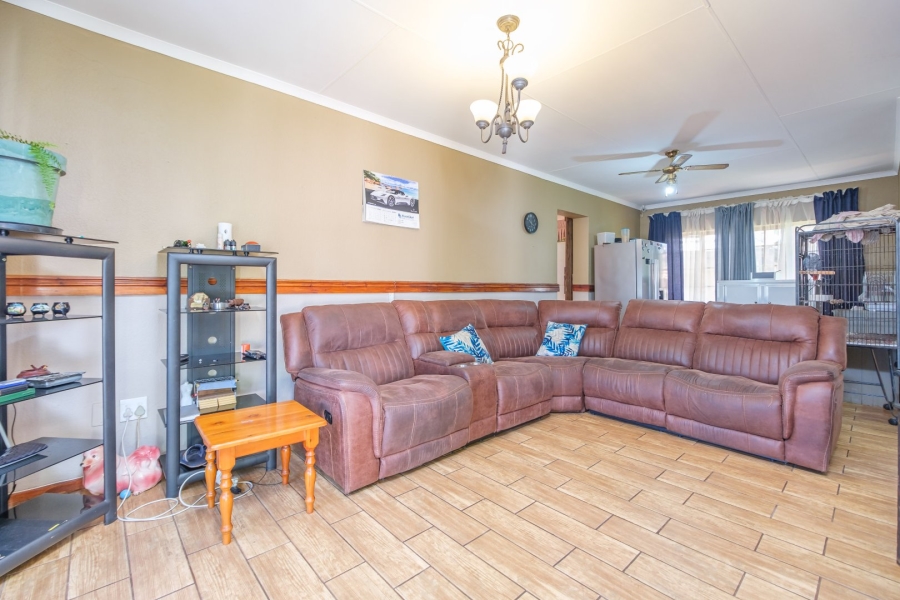 4 Bedroom Property for Sale in Dan Pienaarville Gauteng