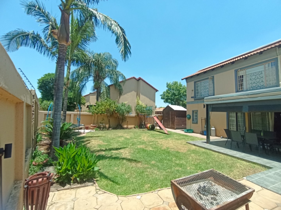 3 Bedroom Property for Sale in Annlin Gauteng