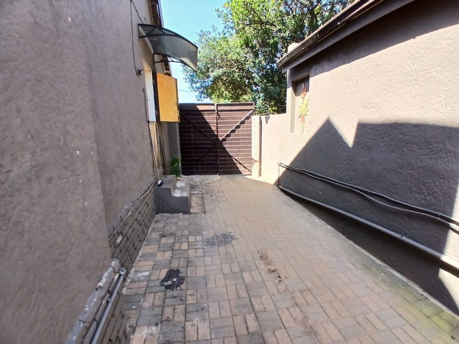 4 Bedroom Property for Sale in Witpoortjie Gauteng