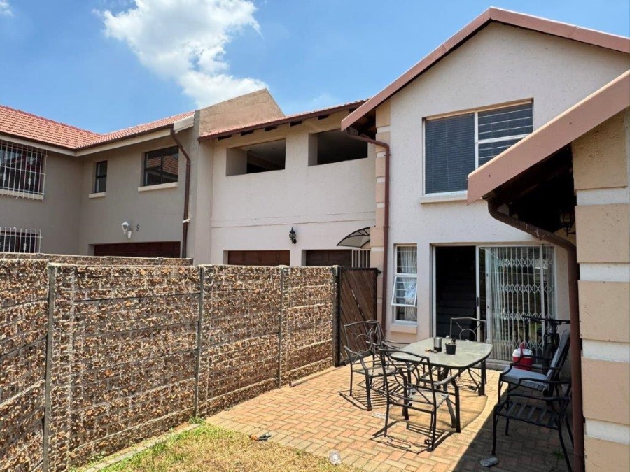 3 Bedroom Property for Sale in Pomona Gauteng