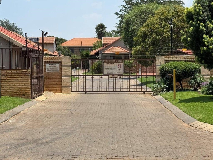 3 Bedroom Property for Sale in Pomona Gauteng